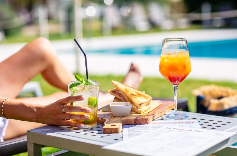 media.piscina cocktail rid